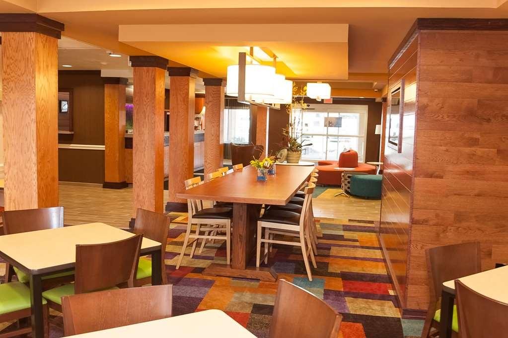 Comfort Inn & Suites Akron South מראה חיצוני תמונה