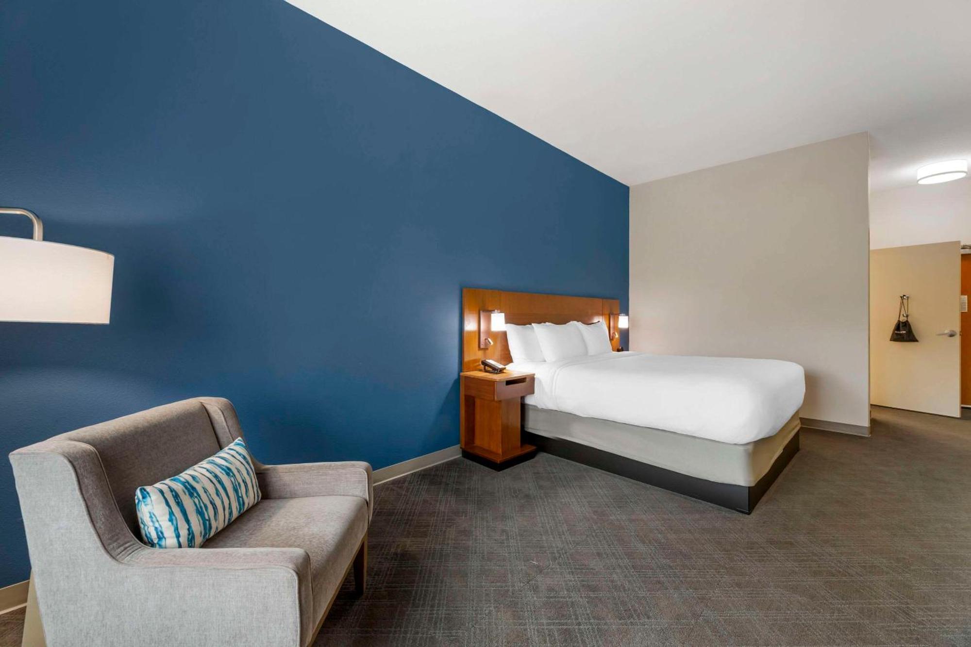 Comfort Inn & Suites Akron South מראה חיצוני תמונה