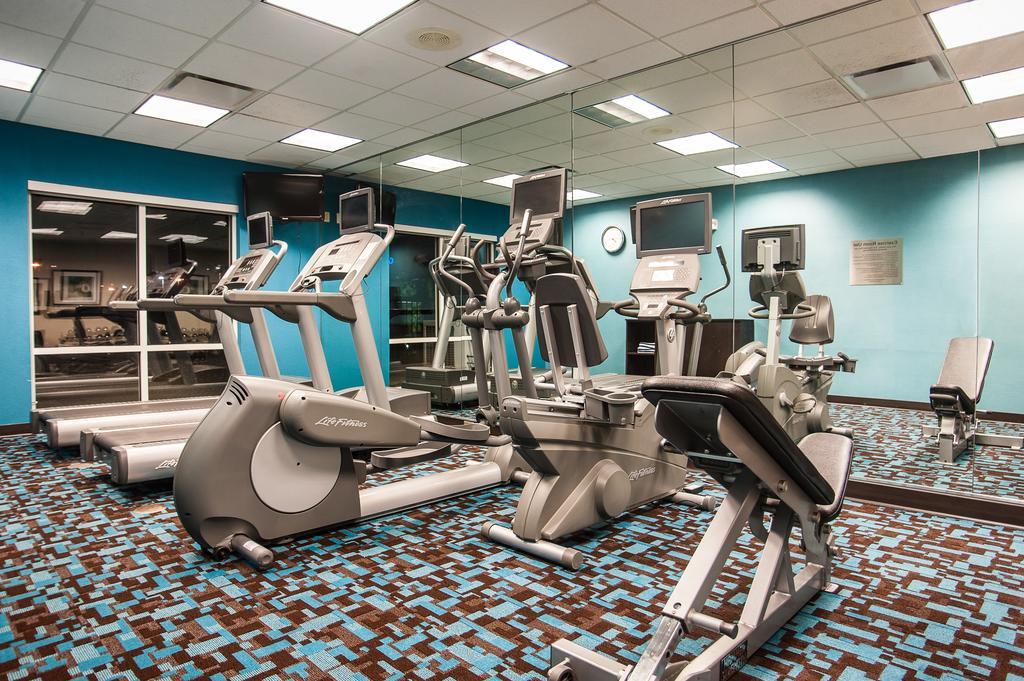 Comfort Inn & Suites Akron South מראה חיצוני תמונה