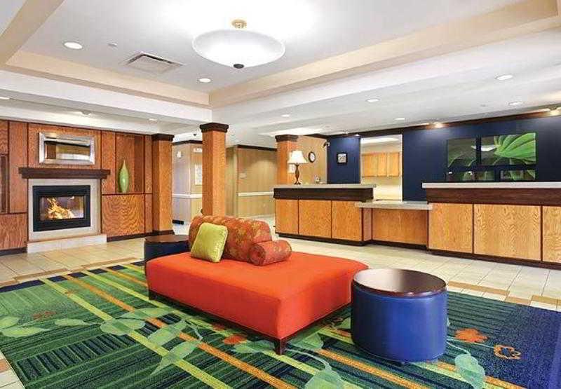 Comfort Inn & Suites Akron South מראה פנימי תמונה