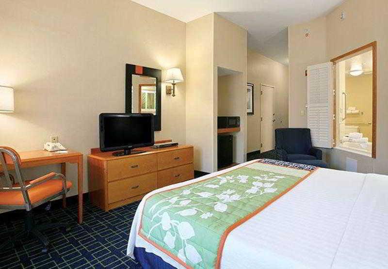 Comfort Inn & Suites Akron South חדר תמונה