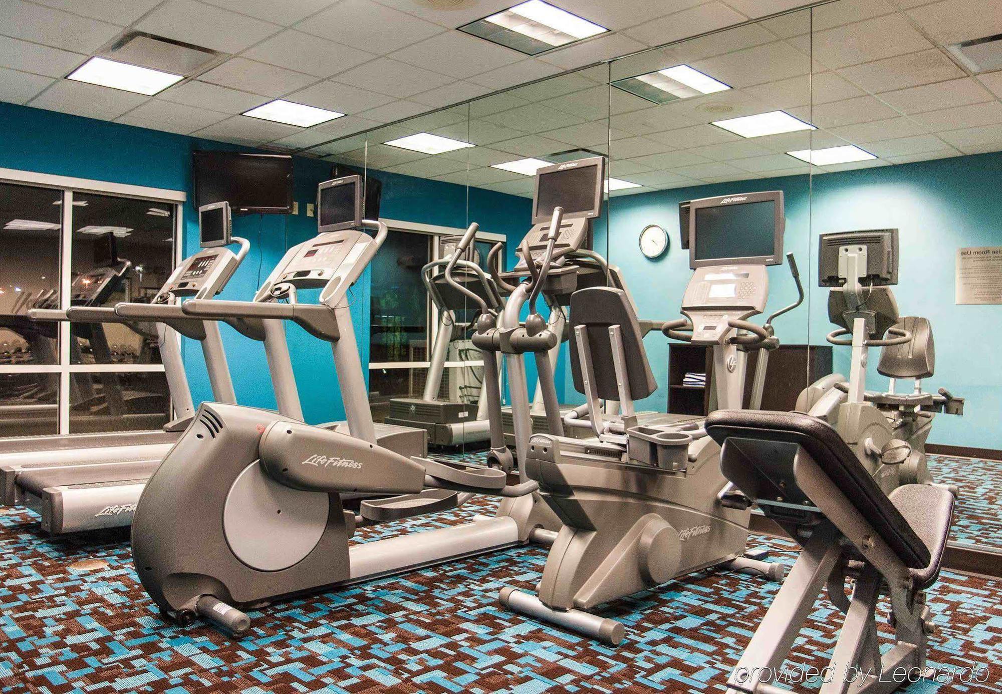 Comfort Inn & Suites Akron South מראה חיצוני תמונה