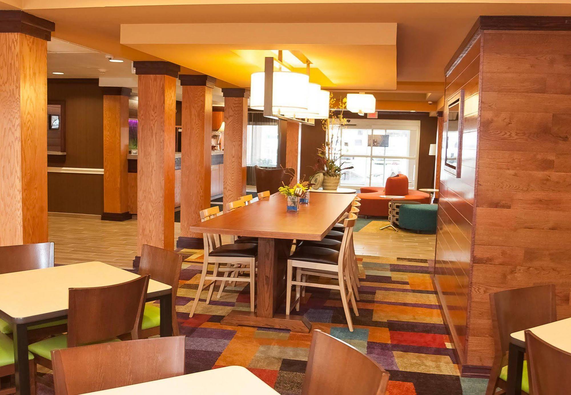 Comfort Inn & Suites Akron South מראה חיצוני תמונה